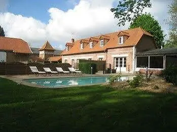 Le Chateau D'omiecourt * Omiécourt
