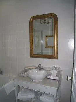 Le Chateau D'omiecourt Szálloda